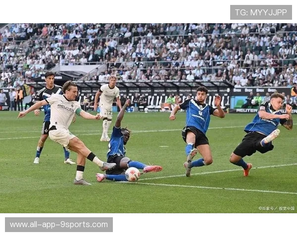 拉齐奥中场护球能力强，积分稳步回升