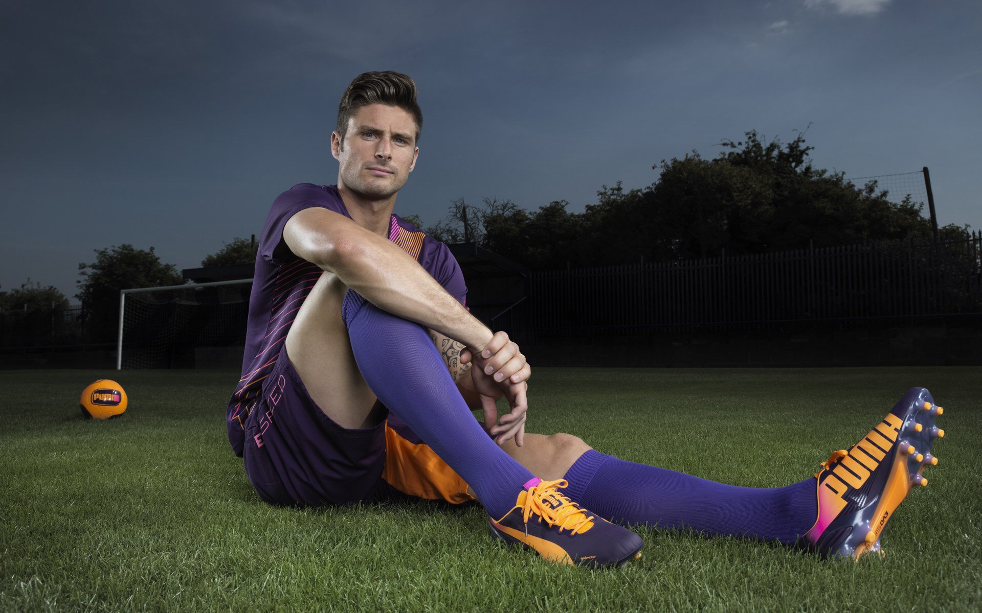 巴黎边中结合制造出更多破门机会，巴黎边界